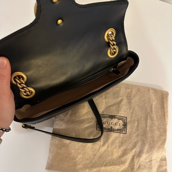 GG MARMONT MEDIUM SHOULDER BAG - Picture 2 of 3